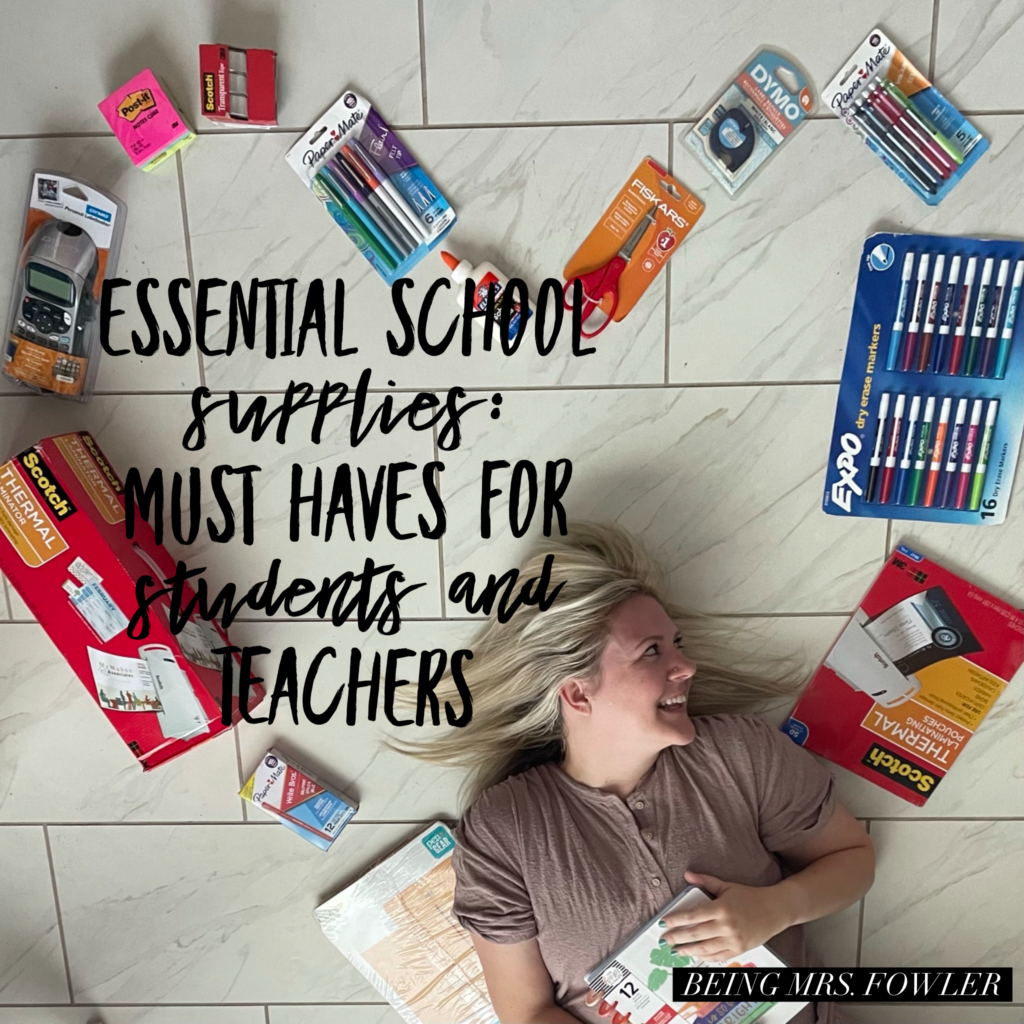 STUDENT TEACHING MUST HAVES & ESSENTIALS