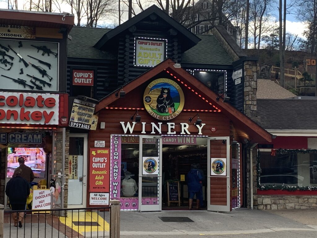 Travel Guide to Gatlinburg and Pigeon Forge, Gatlinburg Wine Celler